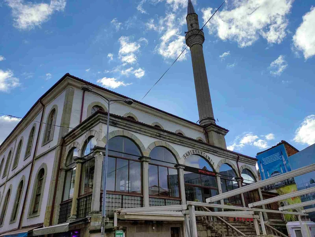 Şadırvan Mosque